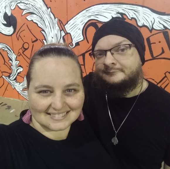 Meet your Posher, Amber - Picture 1 of 1